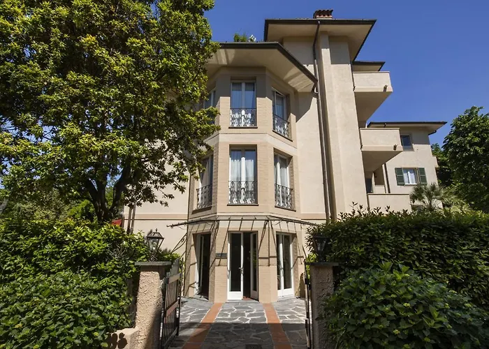 Franceschi 4*